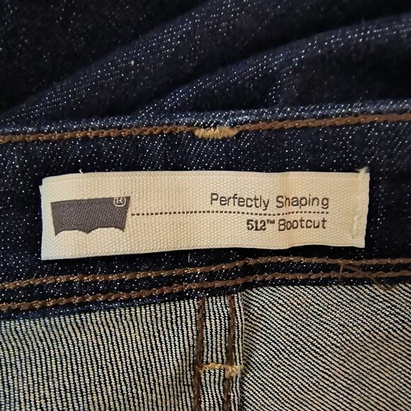 Levi's 512 Jeans Women's 18M Blue Perfectly Shaping Bootcut Stretch Denim 35x32 - Picture 4 of 6